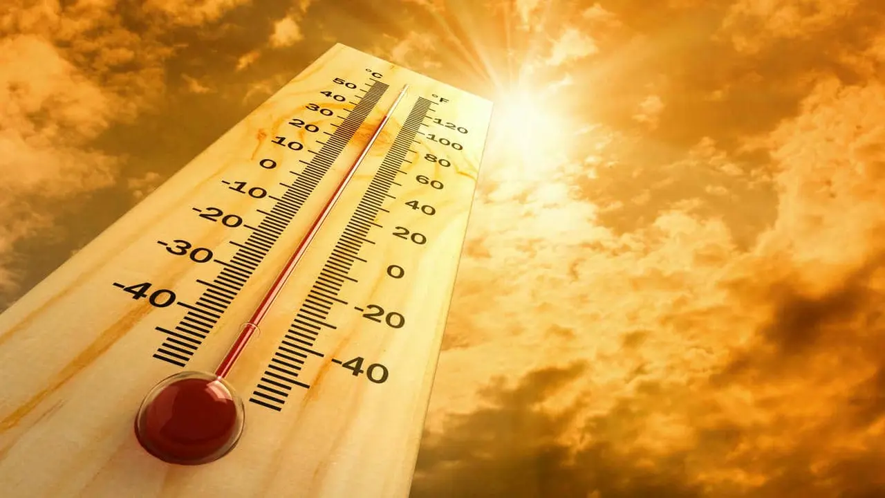 الأرصاد توضح أسباب ارتفاع الحرارة في المغرب مع أجواء من الصحراء الكبرى